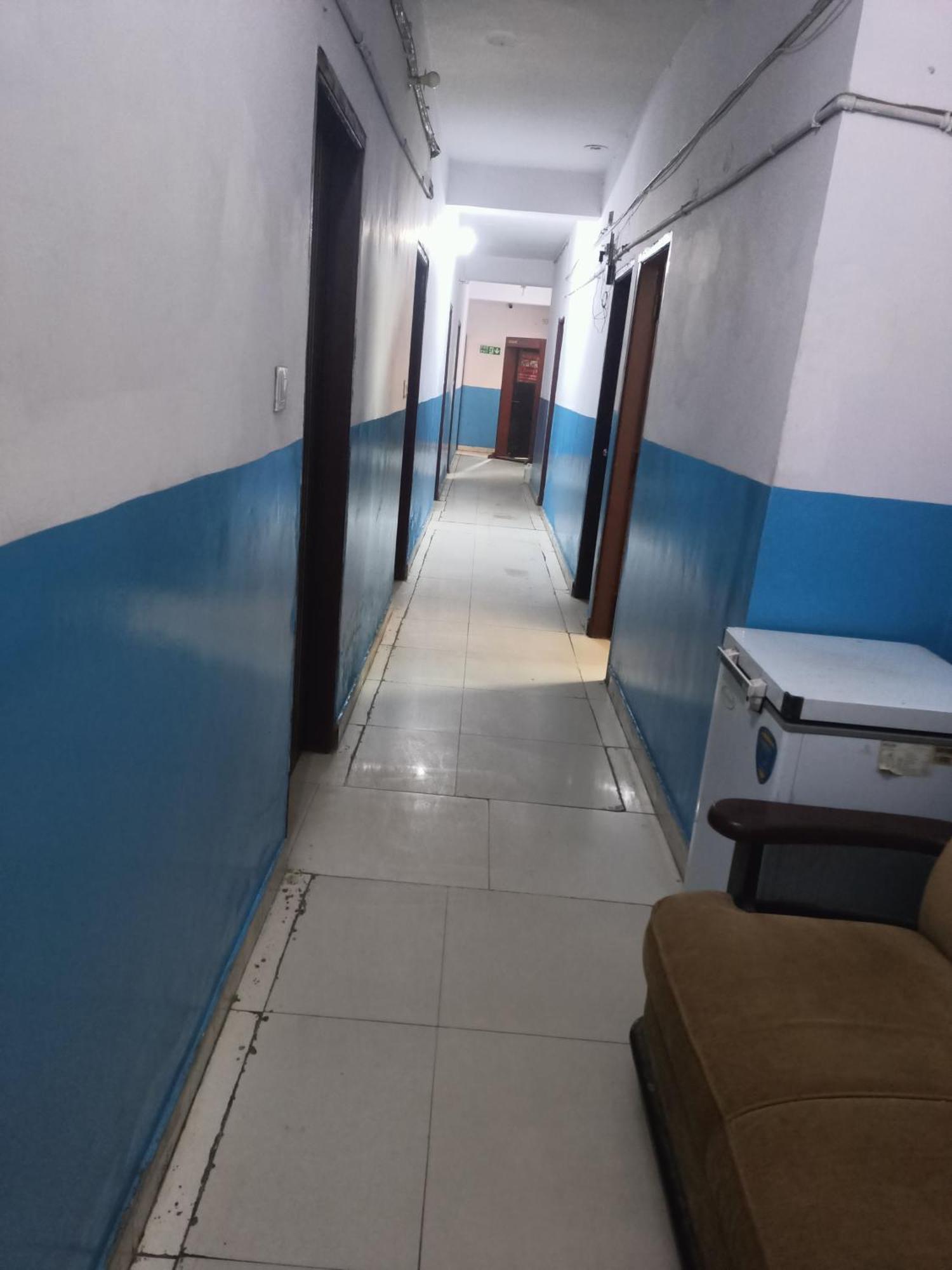 Hotel Royal India - Vijay Enclave Нью-Дели Экстерьер фото